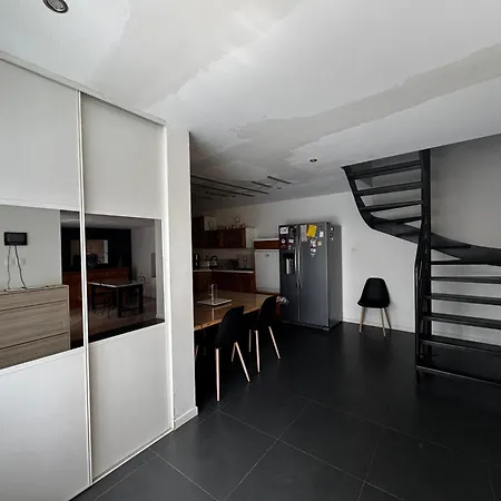 Maison De Village 4 *